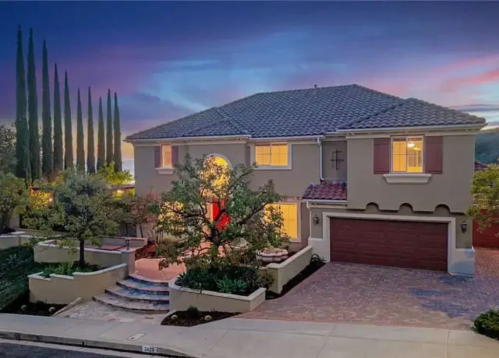Pareli Los Angeles Realtor