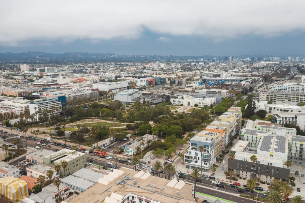 Los Angeles real estate communities