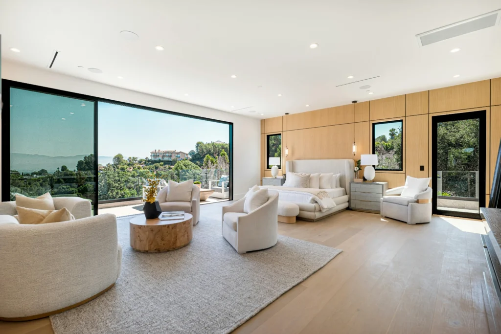 Los Angeles Real Estate